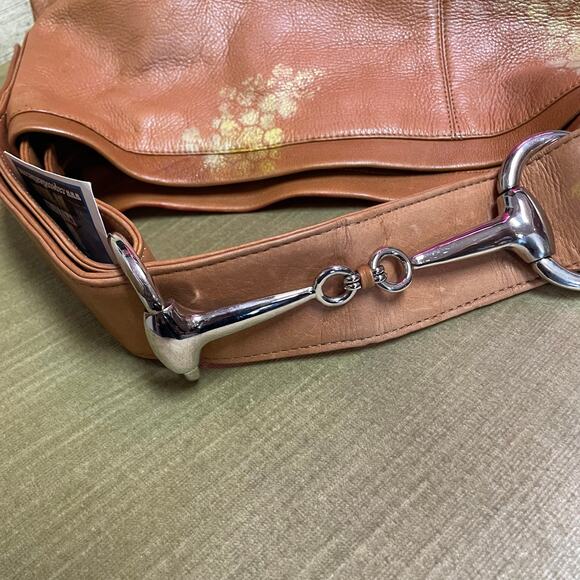 Hand Painted Bumble Bee Leather Hobo Bag Horse bit Anuschka Inspired - Picture 7 of 16